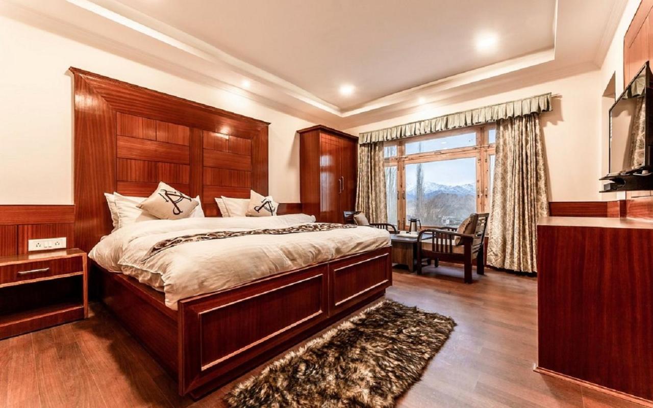Hotel Alpine Ladakh Leh Bagian luar foto