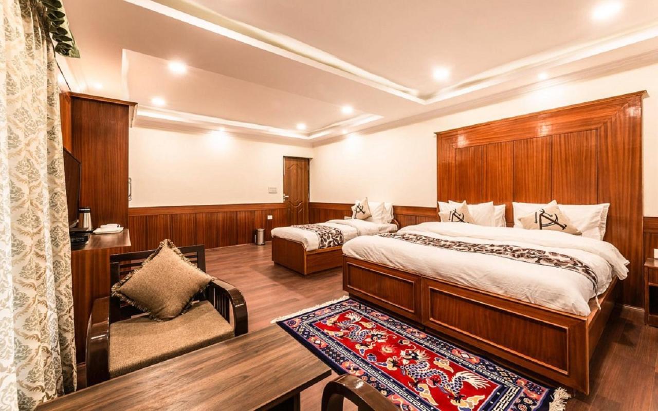 Hotel Alpine Ladakh Leh Bagian luar foto